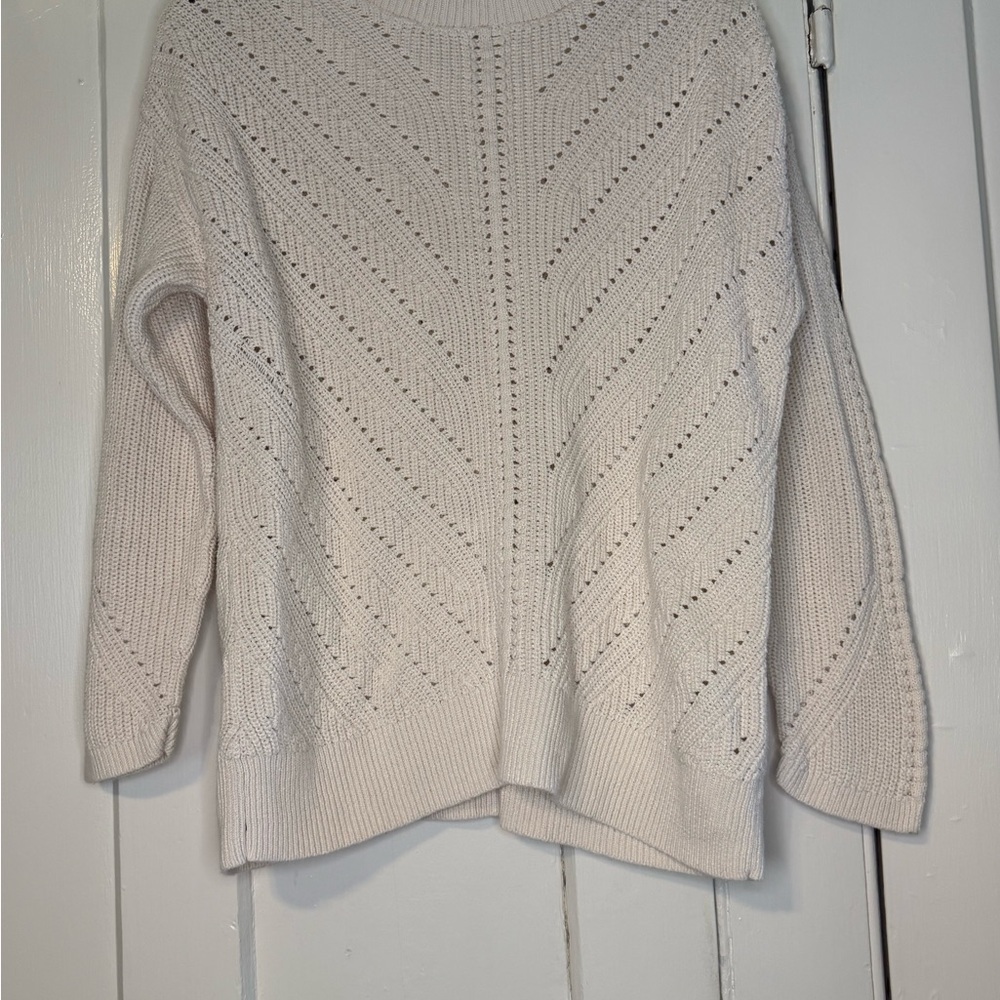 L.L. Bean Women's Light Cream Crew Neck Sweater